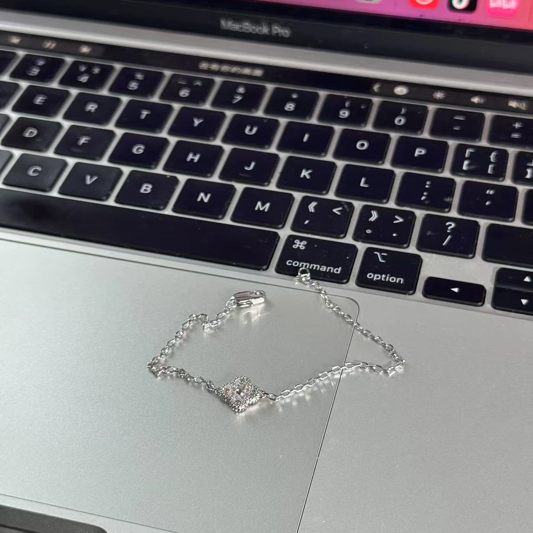 铜合金手链 Q27-四叶草银色手链