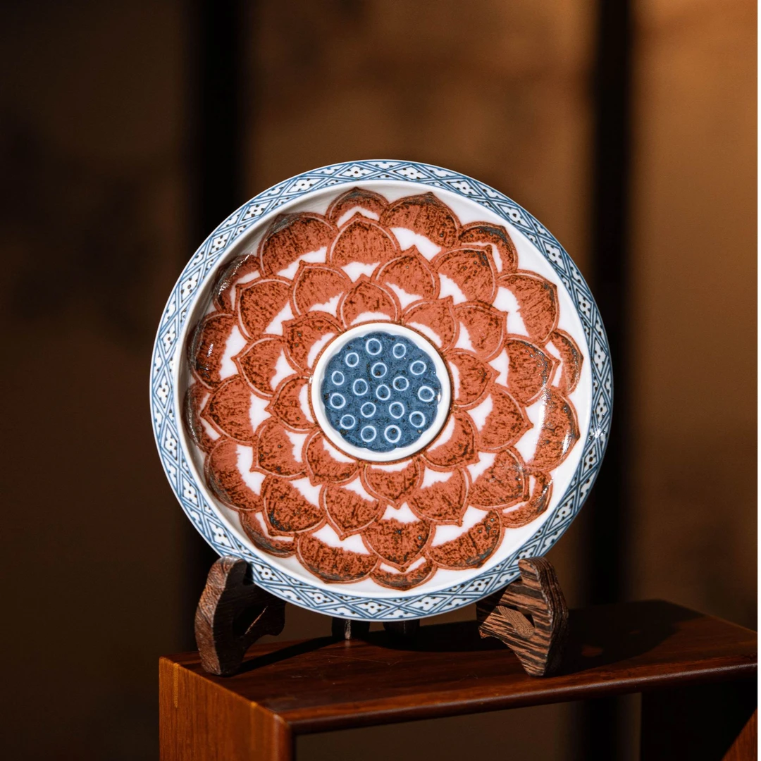 畅怀堂青花釉里红莲瓣因果壶承