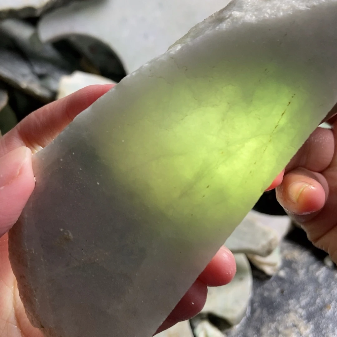 翡翠未镶嵌挂件天然翡翠