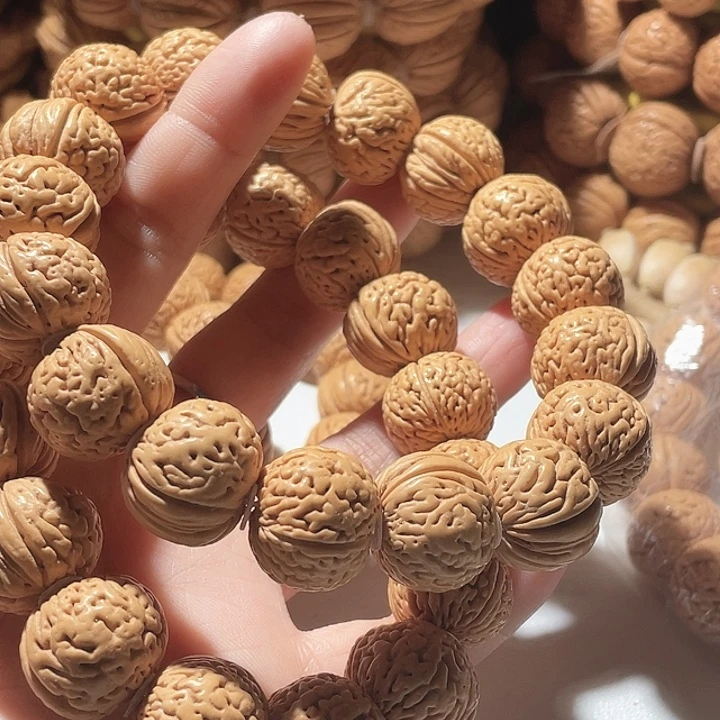 木***石桃核吊坠桃核手串野生。4