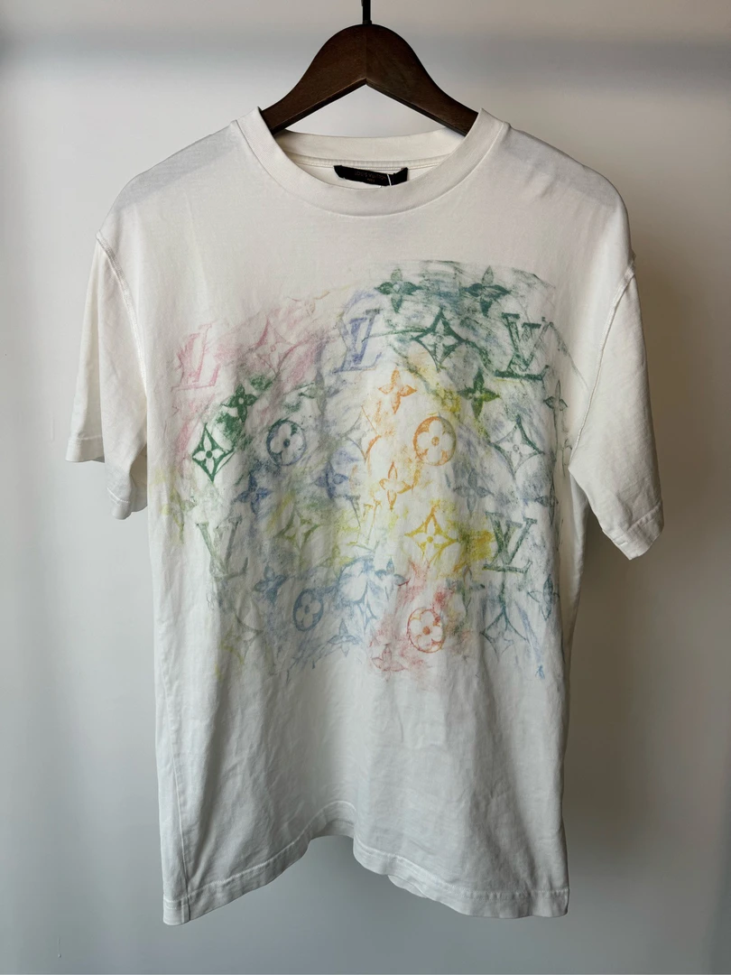 99新 LouisVuitton/路易威登 白色蜡笔涂绘短袖 /M码/2412172