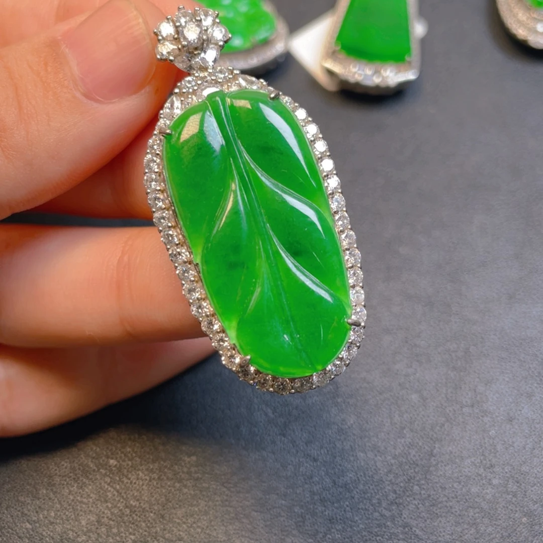 翡翠银S925镶嵌吊坠(不含链)