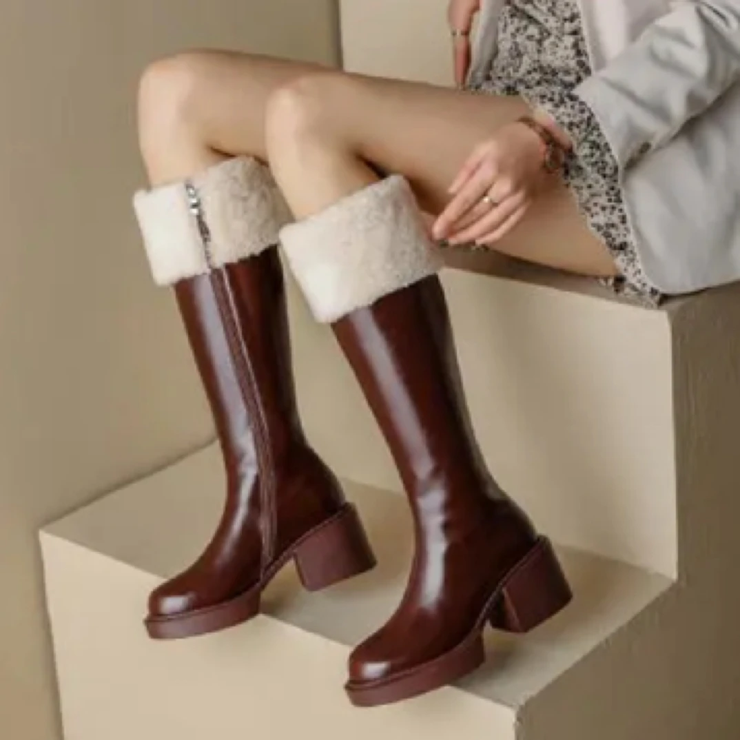 抖音燕姐专用真皮靴子，批发开零模式，利润薄，完美主义者慎拍NO退