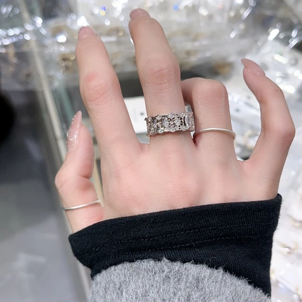 非金属亚克力戒指 S681微款高货镂空蕾丝戒指