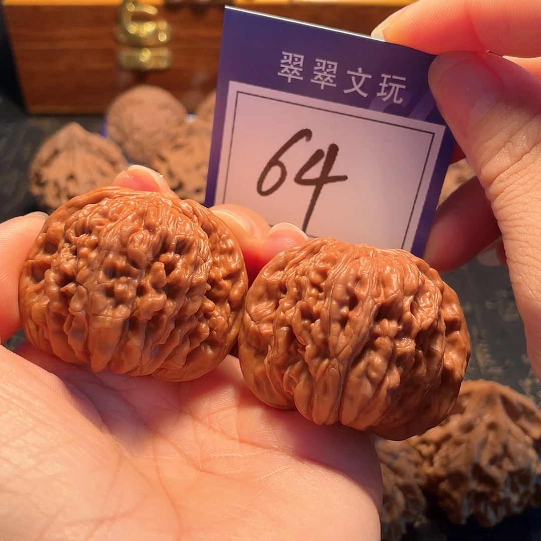桃核把件64号全品四座楼4.5