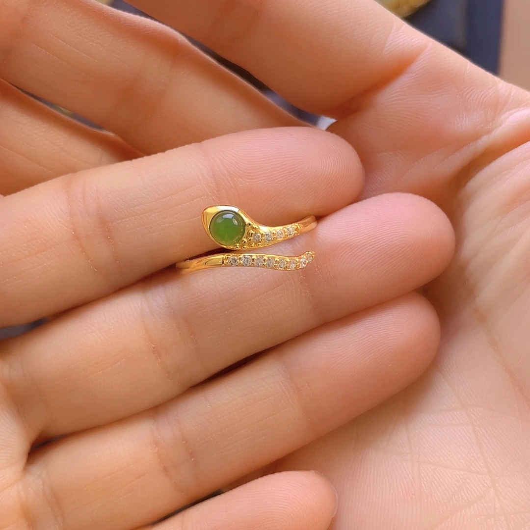 和田玉戒指银S925镀金镶嵌