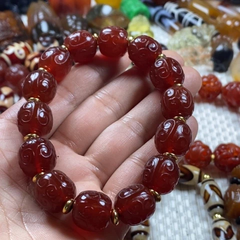 玛瑙/玉髓未镶嵌挂件