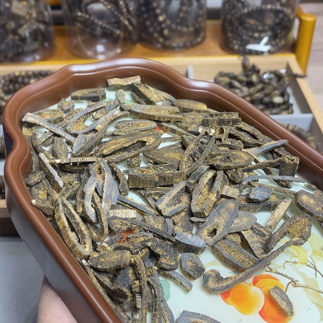 沉香碎屑沉香奇楠沉香老料熏香料40克