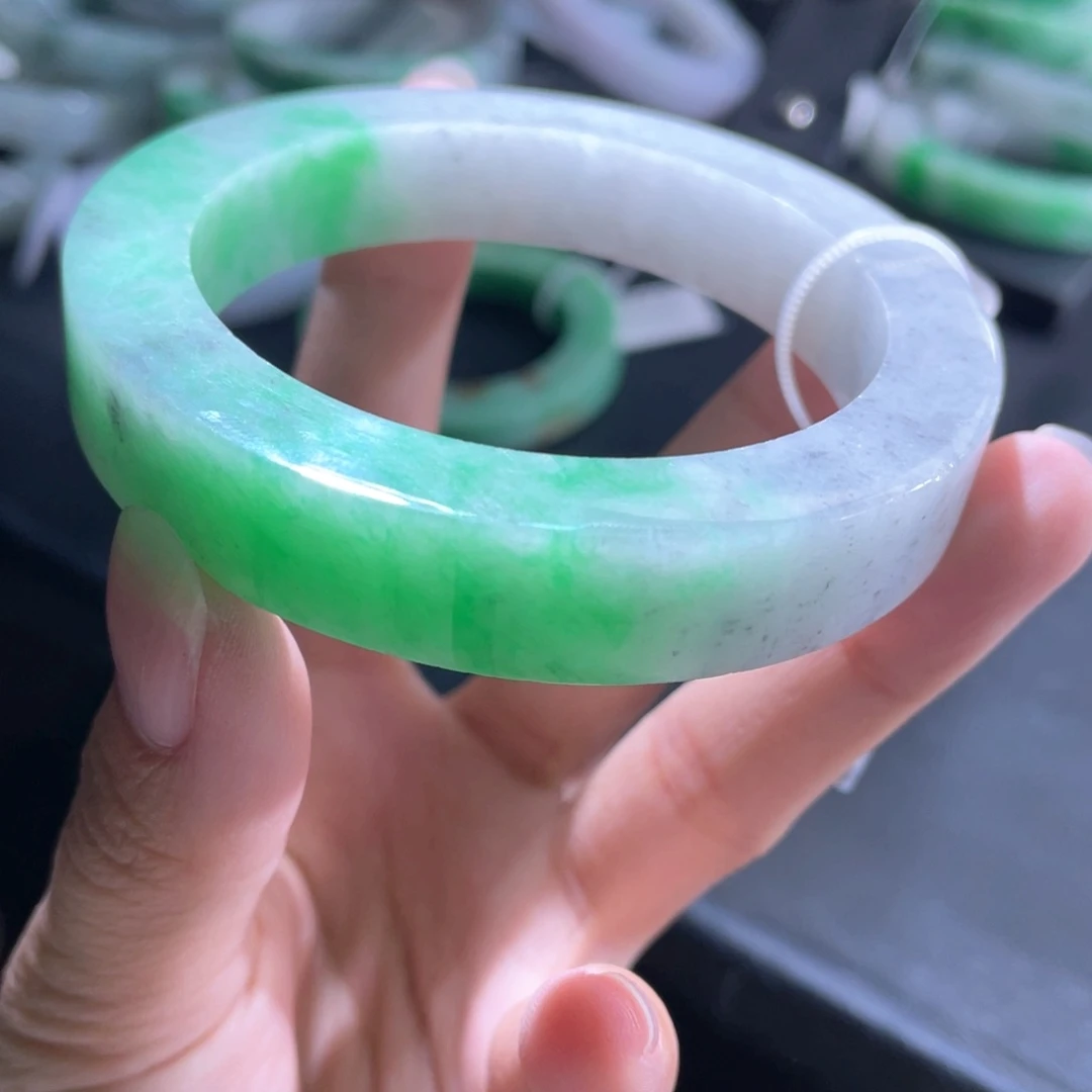 未镶嵌翡翠定制翡翠