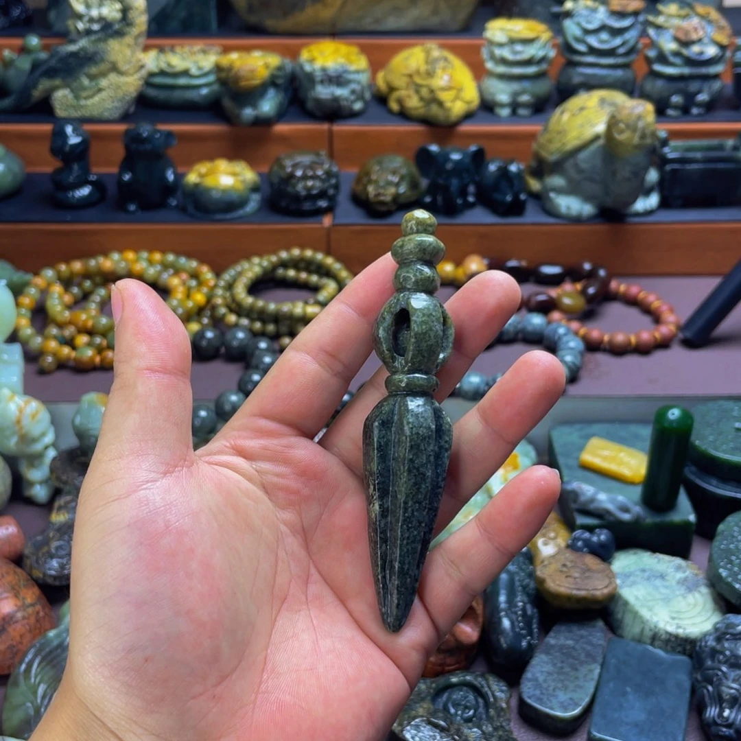 【闪购商品】未镶嵌岫岩河磨玉（透闪石质玉）挂件