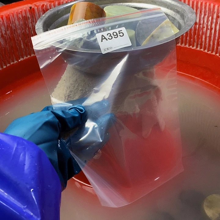 蛇纹石玉珠宝半成品未镶嵌柒*