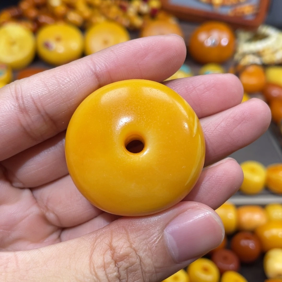 蜜蜡未镶嵌裸石饼子
