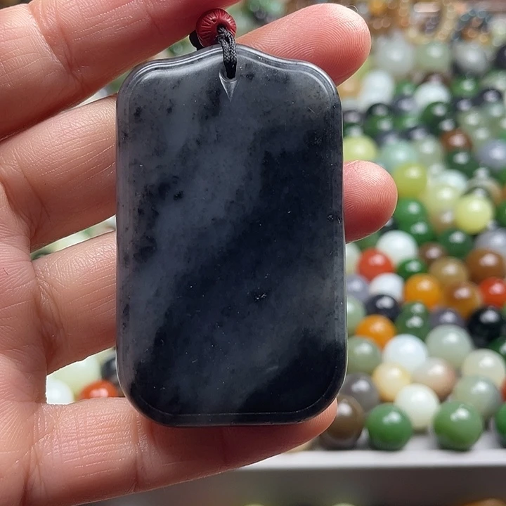 未镶嵌和田玉车挂