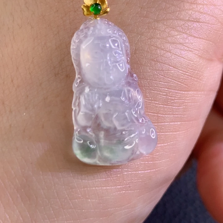 翡翠18K金镶嵌颈饰翡翠
