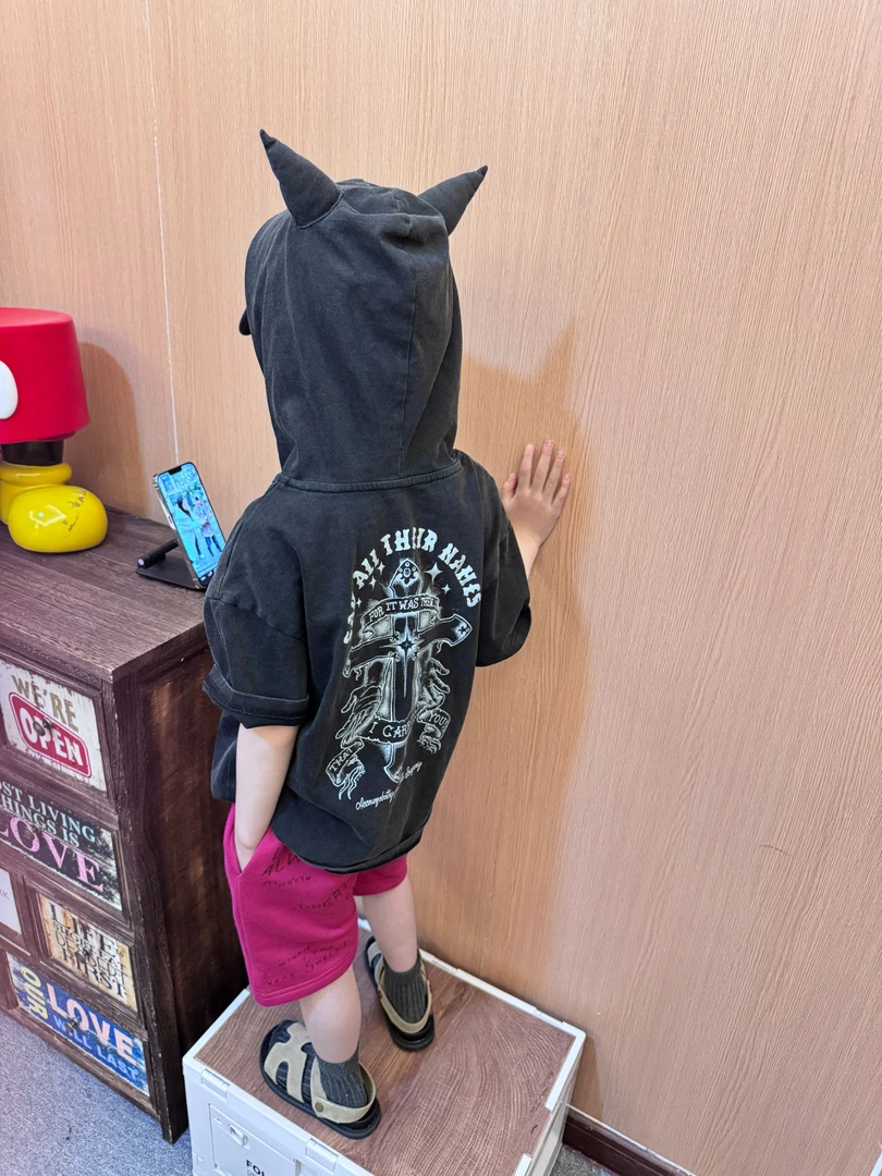 现令佳潮牌夏季儿童宽松潮流纯棉做旧水洗小恶魔连帽卫衣T恤2669