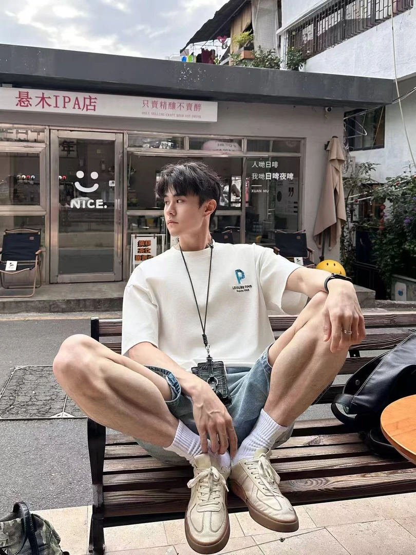 福秒-P字母印画圆领T恤（NZ9948#）（尺码在最后一张图）铂爵