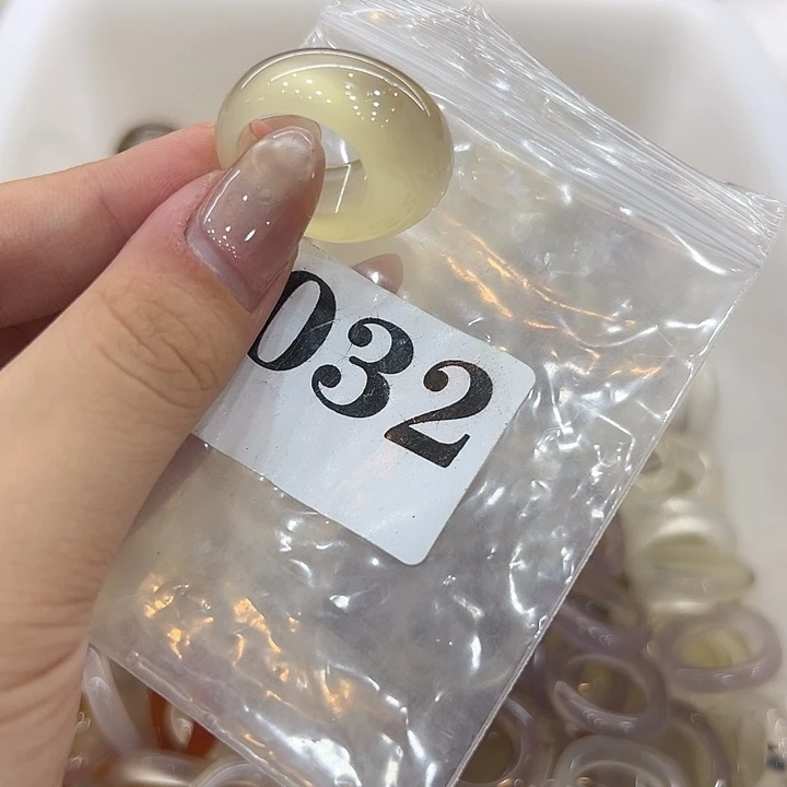 玛瑙/玉髓戒指合金32港12