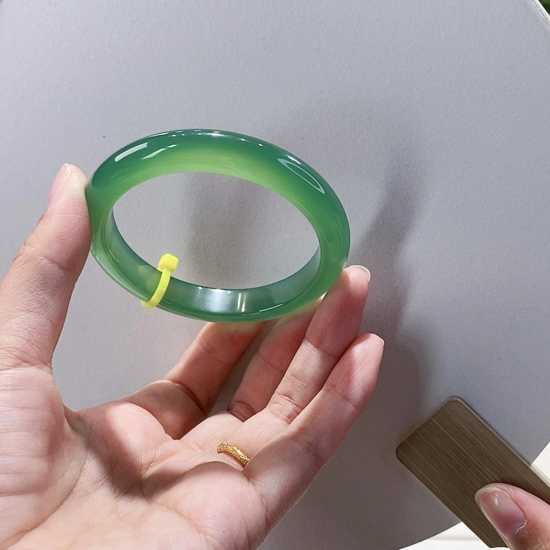 玛瑙/玉髓手镯未镶嵌55.7