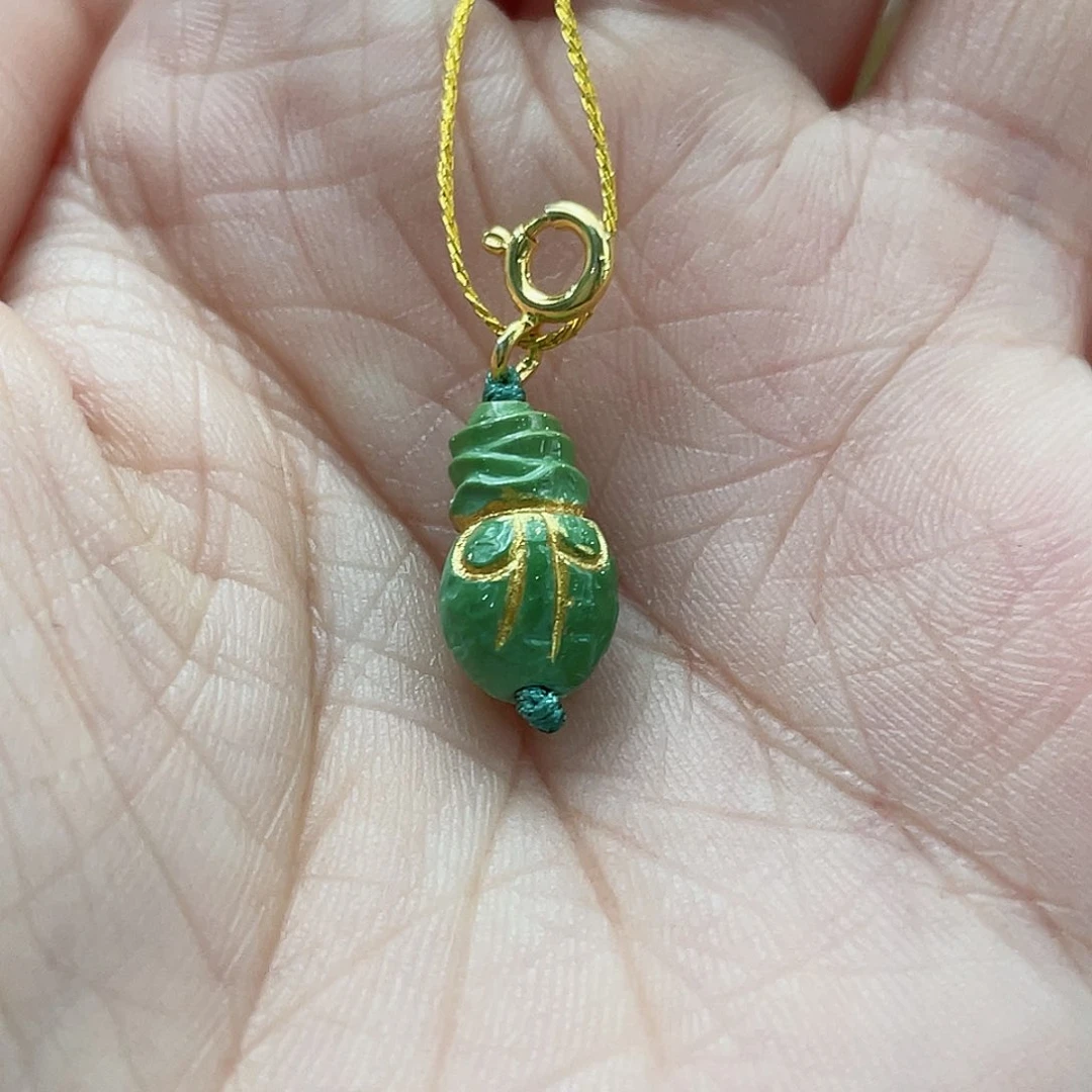 绿松石颈饰未镶嵌