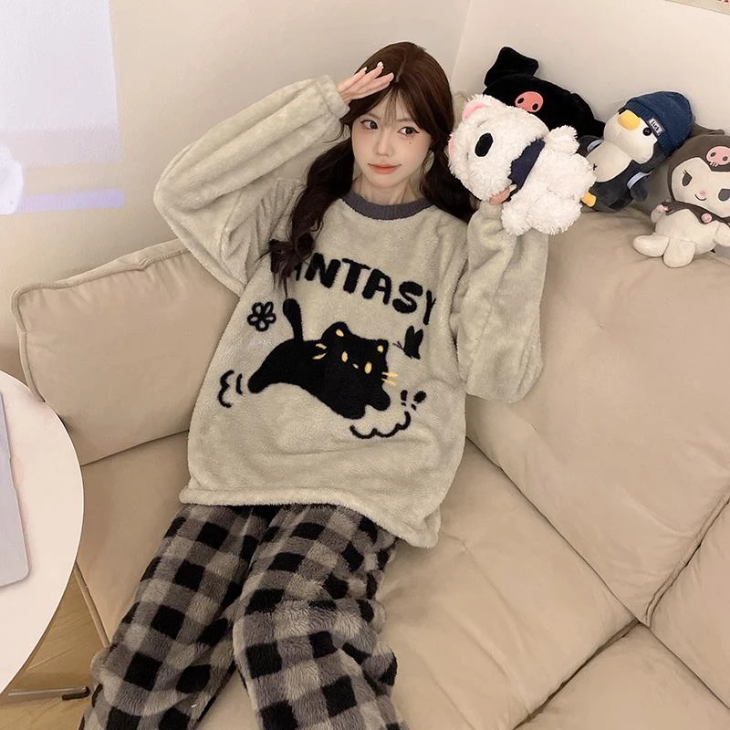范哲萨卡通灰色黑猫冬季新款珊瑚绒睡衣女加绒加厚学生法兰绒家居