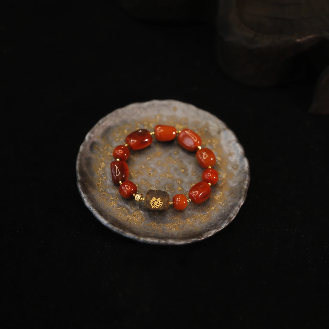 麦麦【韵南】天然南红+沉香+18K  手串 多样性发一