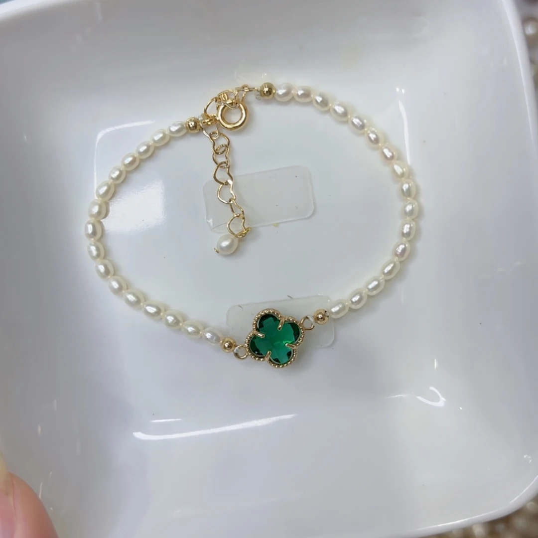 锆石非金属绿色四叶草，珍珠手链