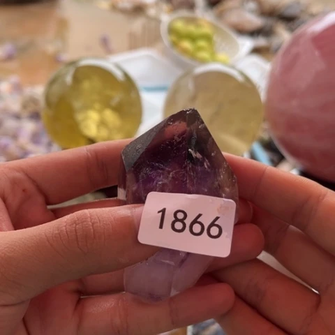 【闪购商品】未镶嵌大型摆件（非配饰）水晶晨**?