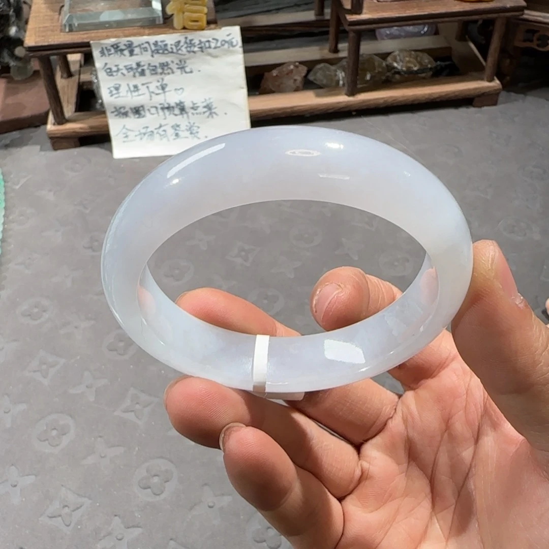 翡翠未镶嵌手镯57圈口