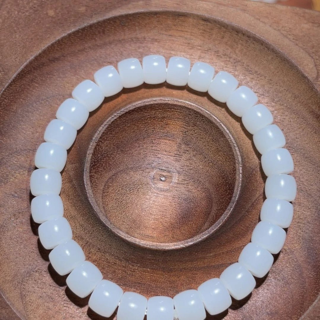 未镶嵌手链和田玉卡7