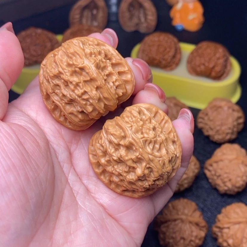 【闪购商品】文玩核桃把件279号白狮子38