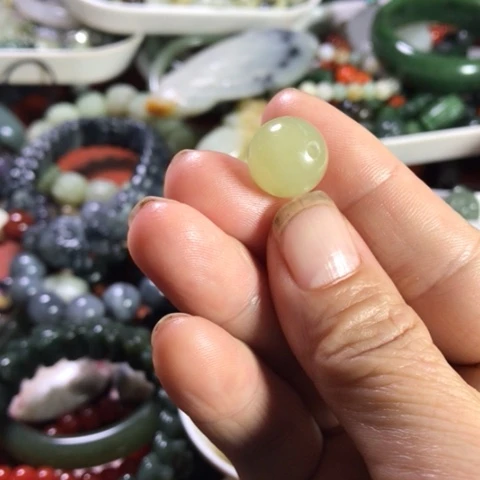未镶嵌和田玉手机链