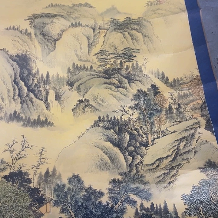 摆件，破损，轴坏，水渍都是正常的印刷