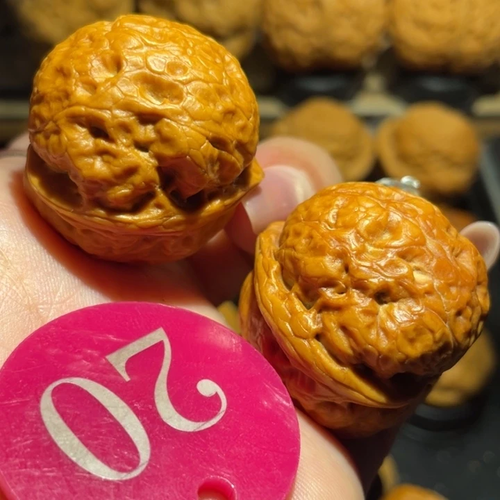 玉兔金蟾核桃尺寸35