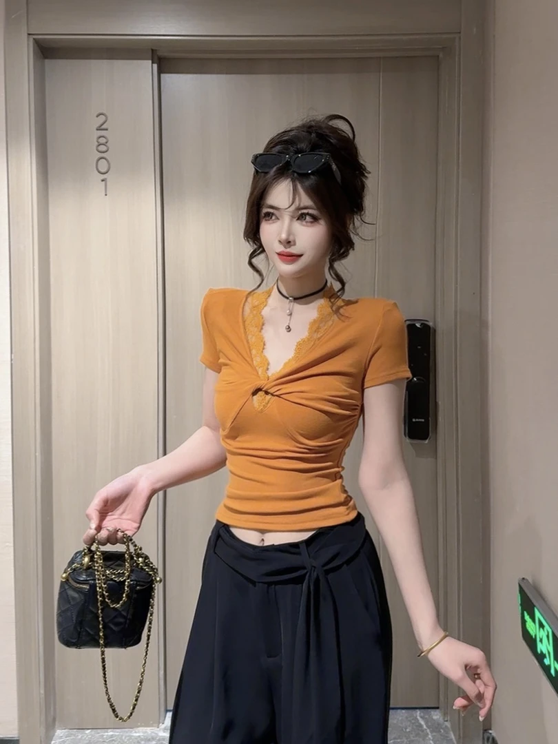 【CCDZ】夏季新品小众设计感辣妹性感拼蕾丝V领上衣女