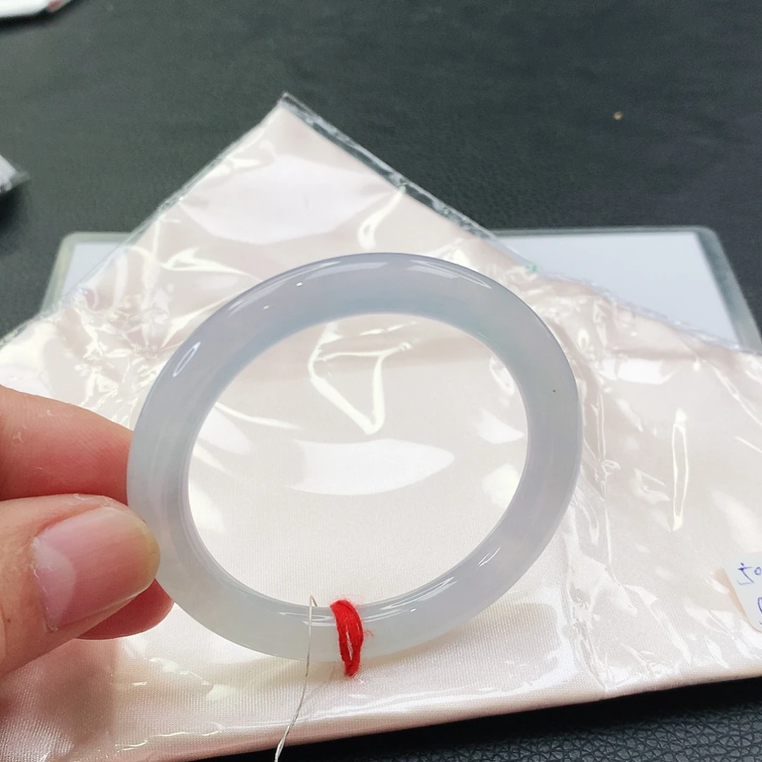未镶嵌手镯翡翠天然翡翠手镯