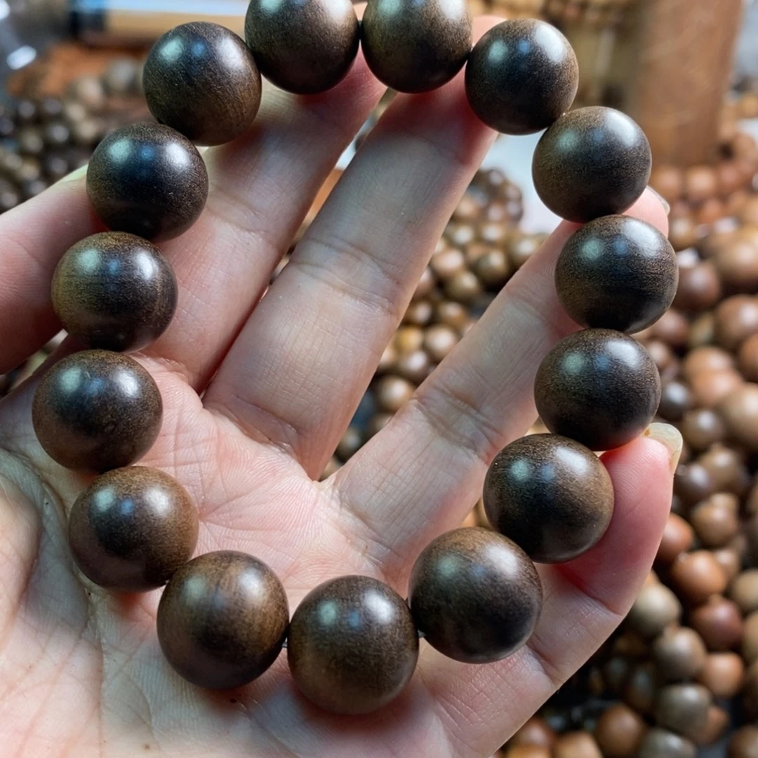 无事牌檀香木印度迈索尔老山檀15圆珠大瑕疵奶香