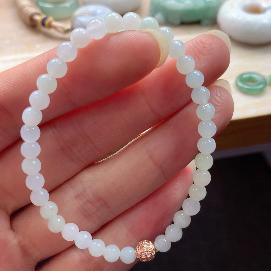 翡翠未镶嵌颈饰吊坠