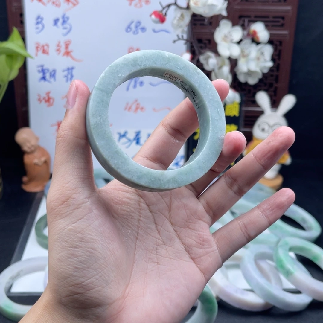 未镶嵌翡翠定制翡翠