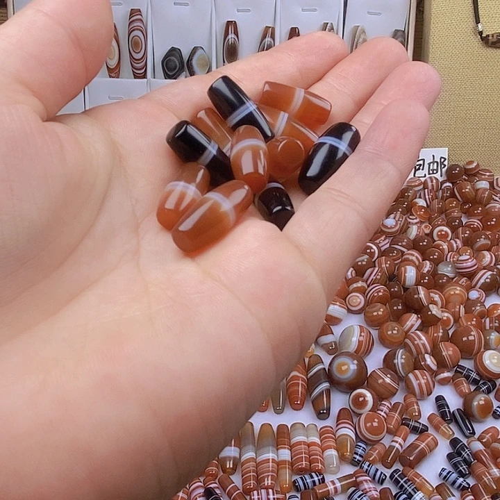 诚***意玛瑙/玉髓颈饰未镶嵌