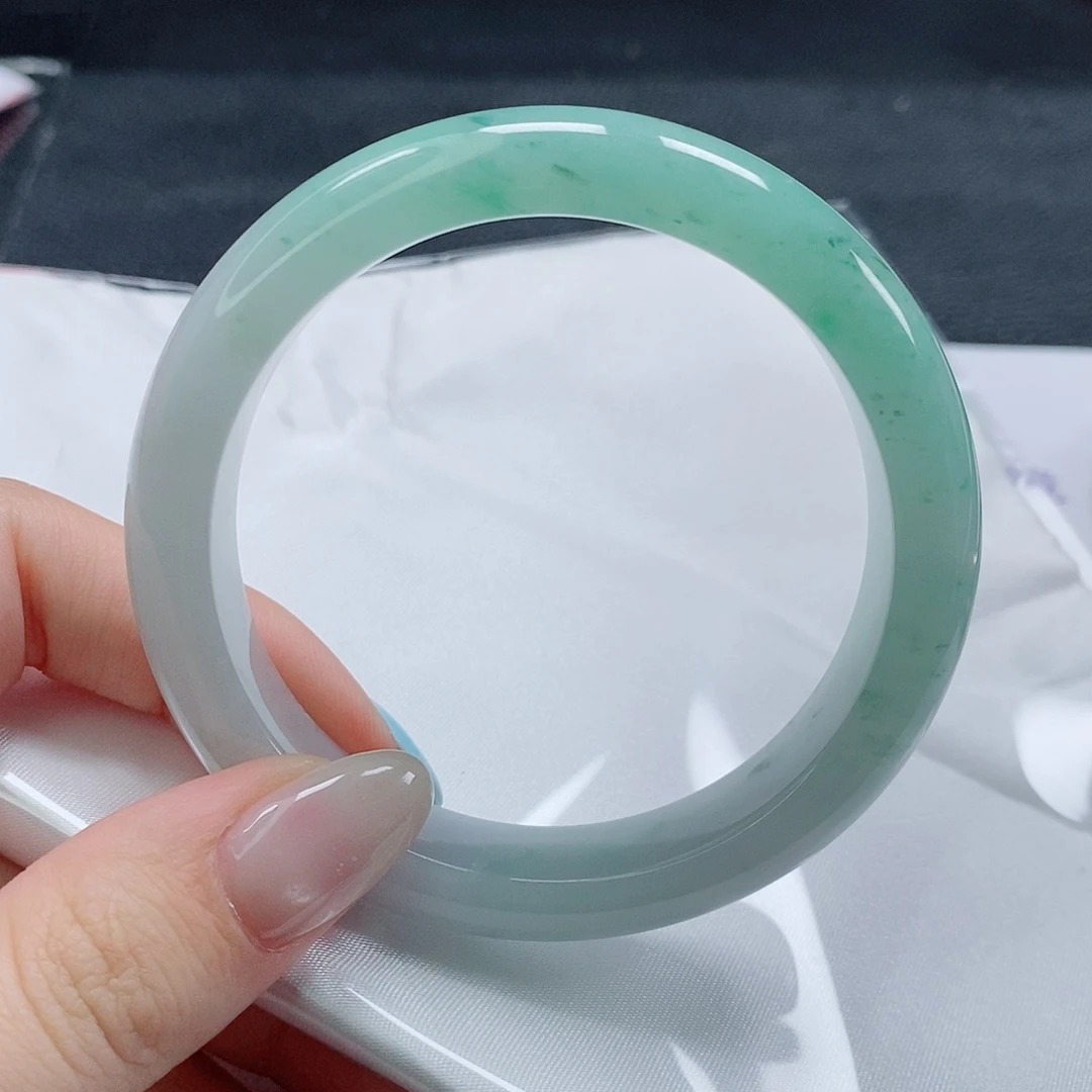 【闪购商品】未镶嵌手镯翡翠481号