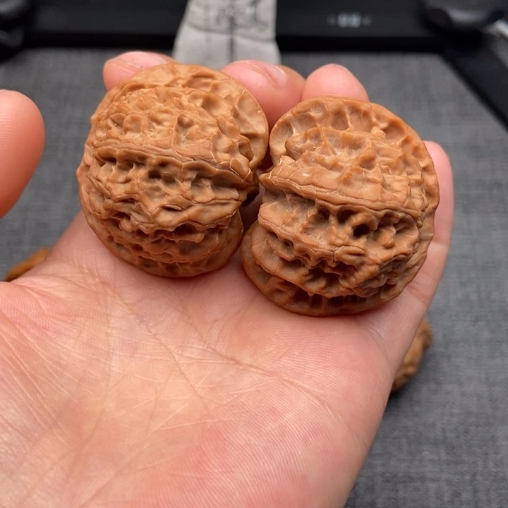 文玩核桃把件苹果园42