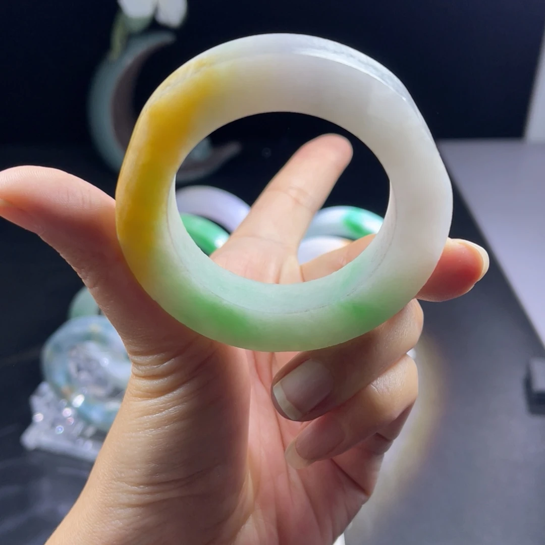 定制翡翠未镶嵌天然翡翠A货手镯