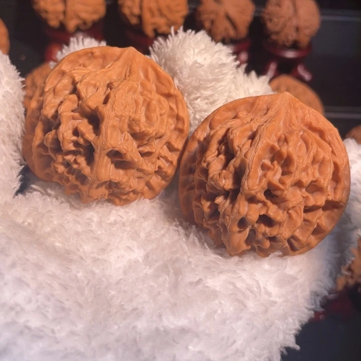 文玩核桃吊坠48官帽