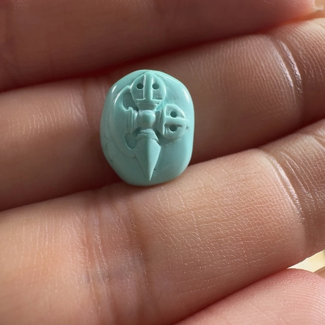 绿松石未镶嵌颈饰