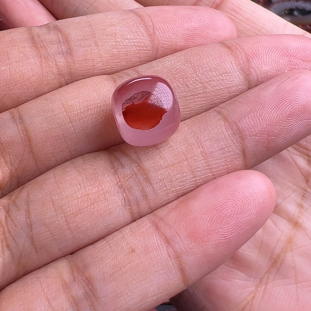 南红玛瑙未镶嵌珠宝奇石鸿运当头老型珠：12mm