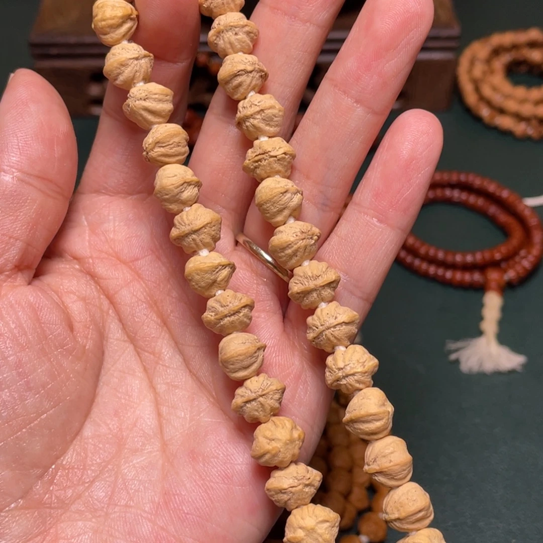 吊坠柏香籽/百香籽1.0孤品手持