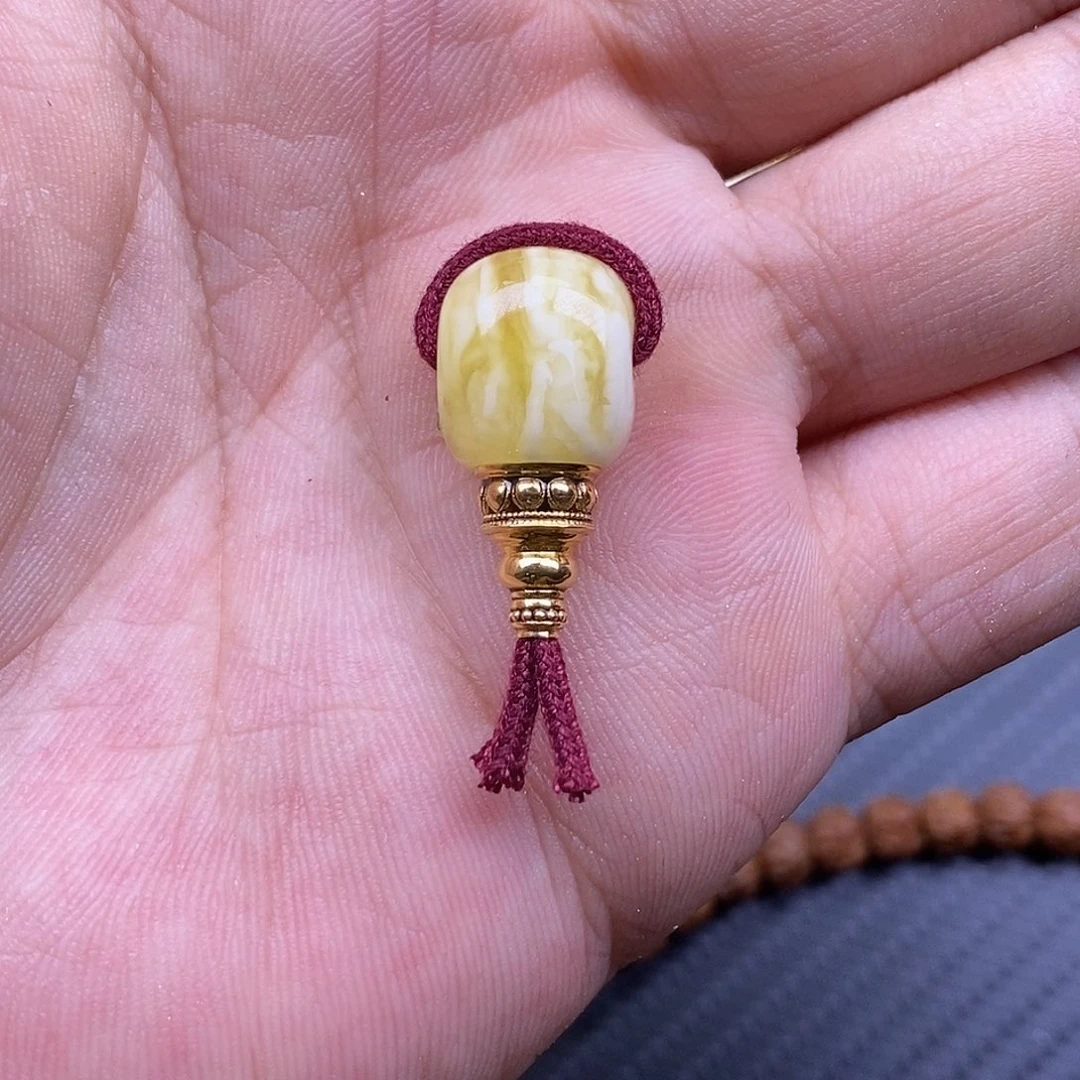 18K金镶嵌琥珀裸石ㅤ**11.54mm