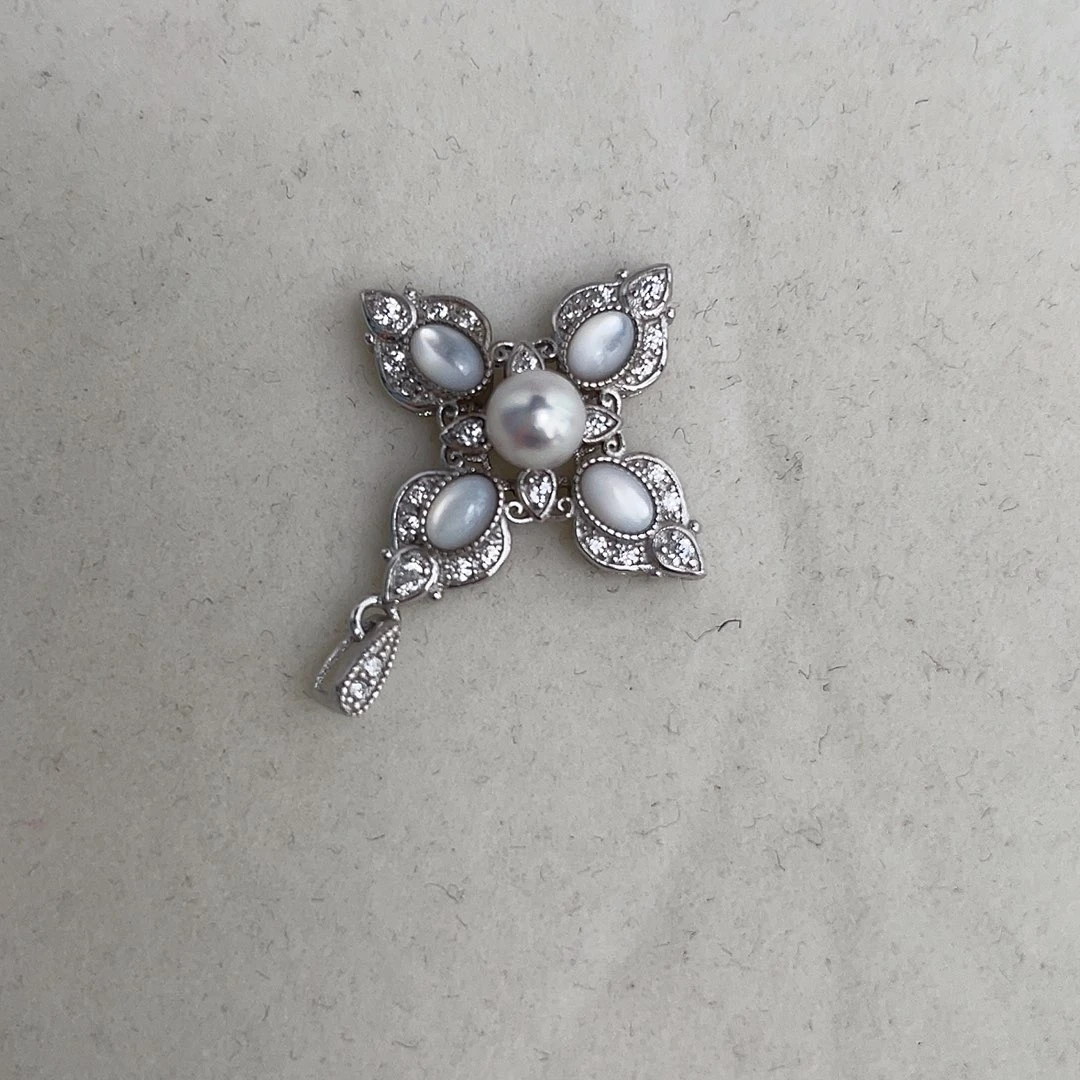 颈饰银S925镶嵌海水珍珠