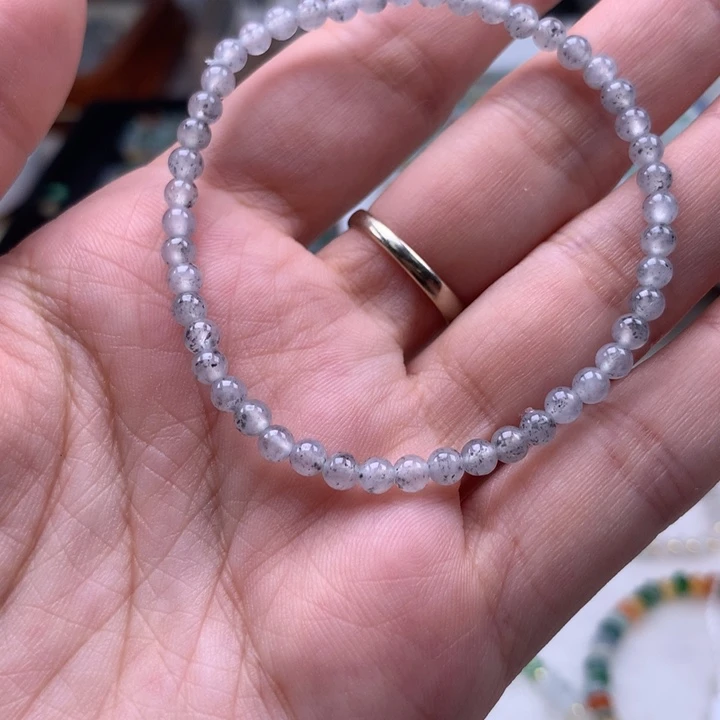 翡翠散珠冰乌鸡手串