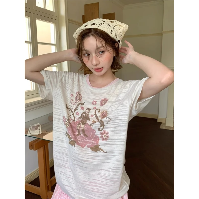 【茉舍】YANAG 花朵上的男孩印花亚麻T恤短袖YGMZGN103-690